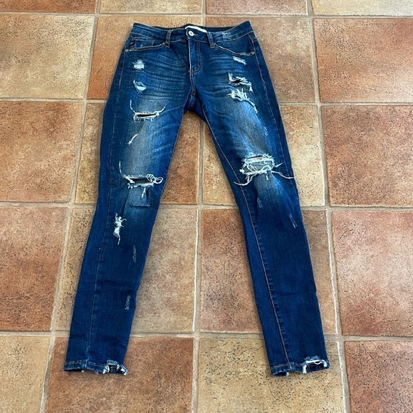 KanCan skinny, distressed, stretchy jeans, size 3 - Picture 1 of 4